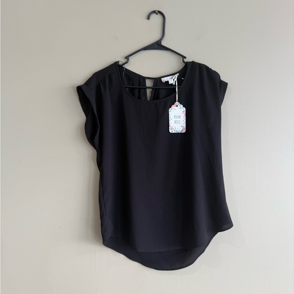 Pink Rose Tops - NWT Pink Rose Black Cap Sleeve Relaxed Blouse